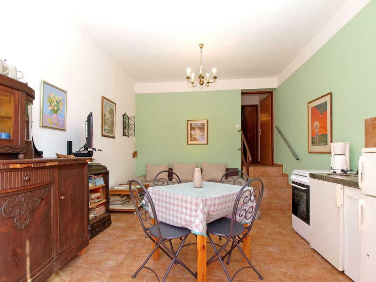 Apartments Kada 1571 Pula Bagian luar foto